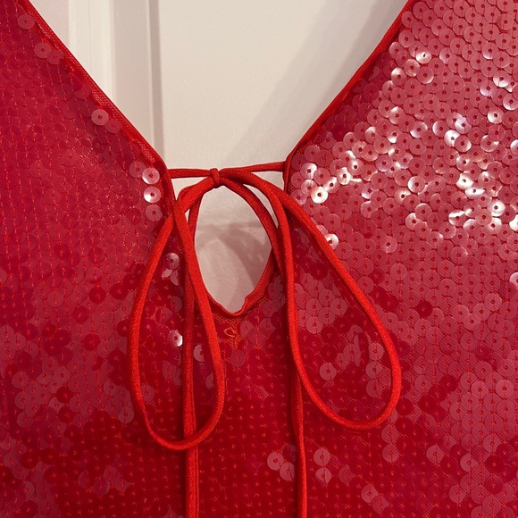 Verona Bardot Red Sequin Long Sleeve Dress - Picture 3 of 6